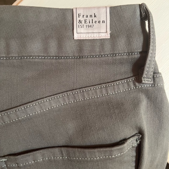 Frank & Eileen Sligo Jeans in Olive Green - Picture 5 of 8